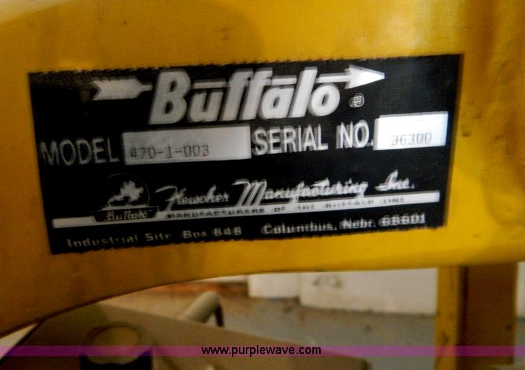 image for item E9352 Buffalo three point guidance system