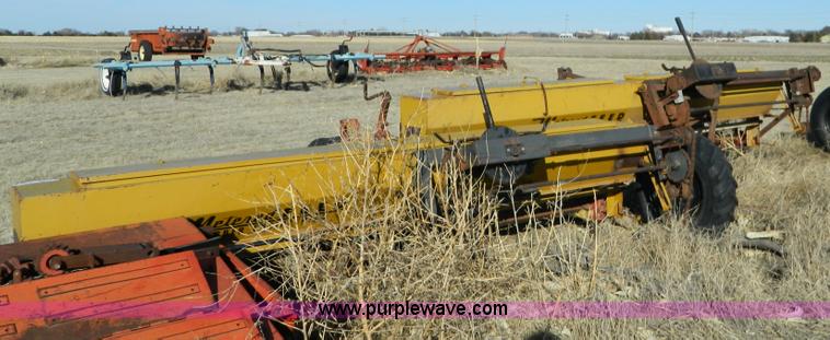 image for item E9360 (2) Barber 10' fertilizer applicators