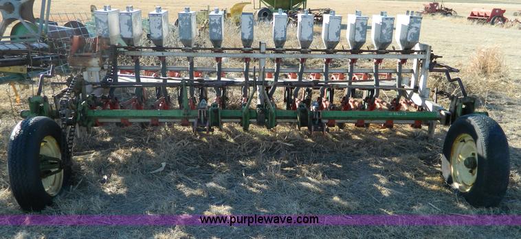 image for item E9361 10' hoe drill