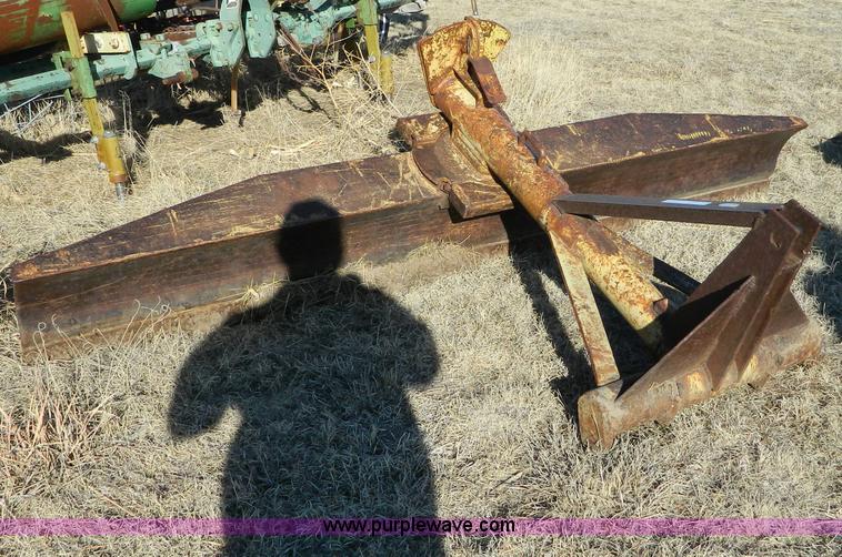 image for item E9362 7' three point back blade