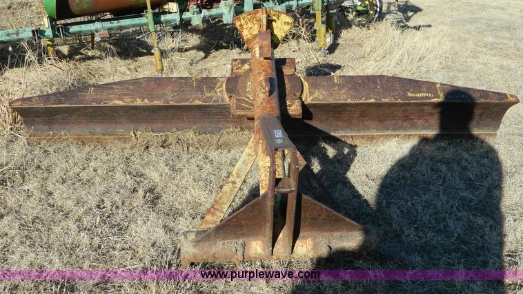 image for item E9362 7' three point back blade