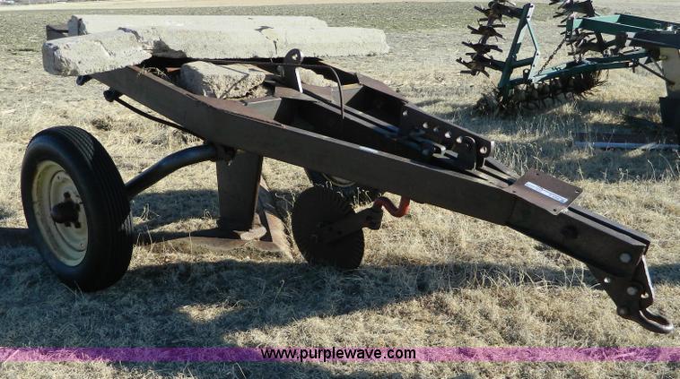 image for item E9364 Noble 7.5' single V-blade