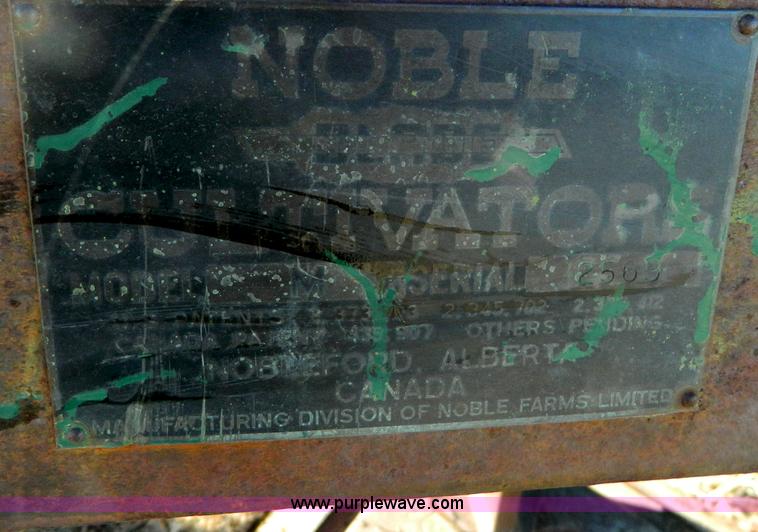 image for item E9364 Noble 7.5' single V-blade