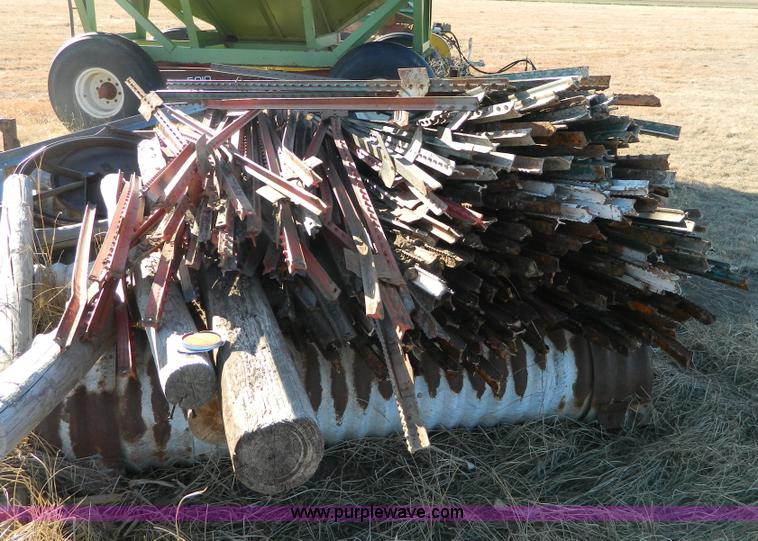 image for item E9368 (150) steel T posts