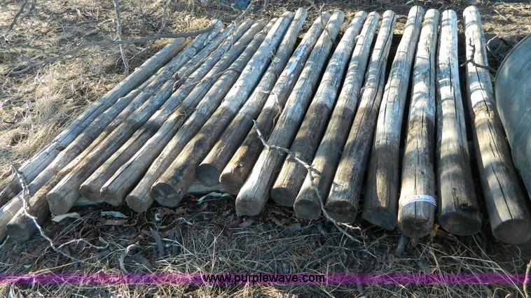 image for item E9370 (17) used wood posts