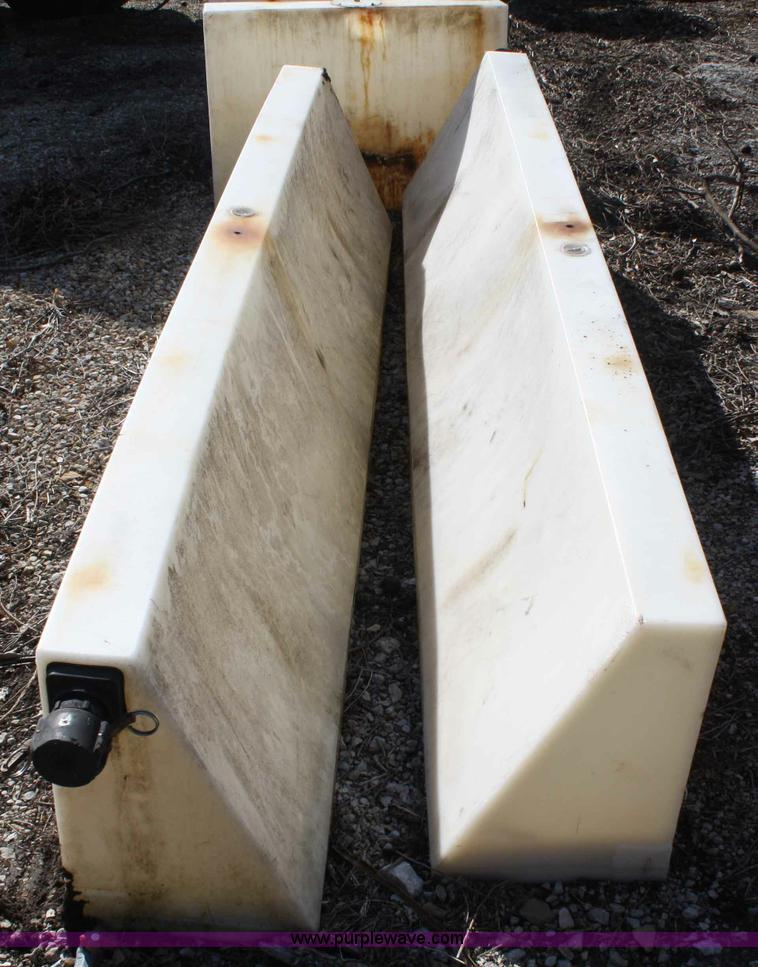 image for item H9681 (4) poly tanks