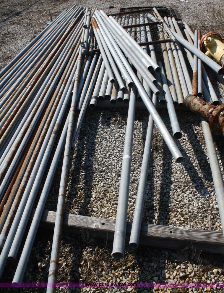 image for item H9682 Chain link fence