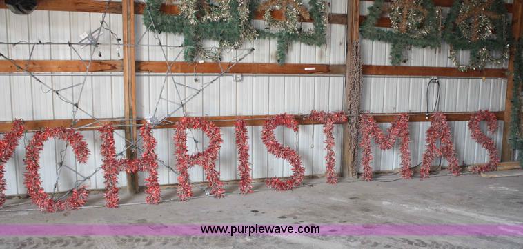 image for item H9683 Christmas tree decorations