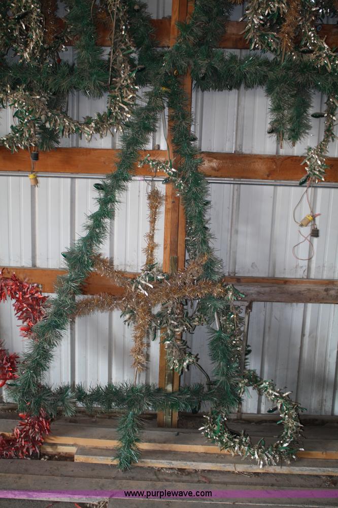 image for item H9683 Christmas tree decorations