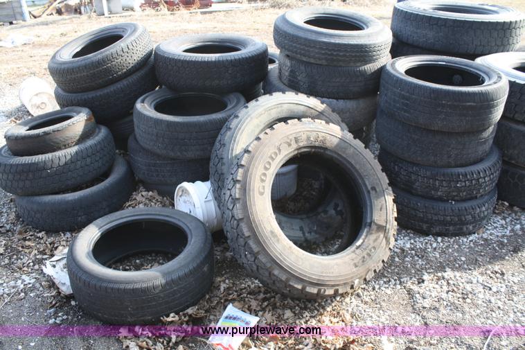 image for item H9690 (34) assorted tires