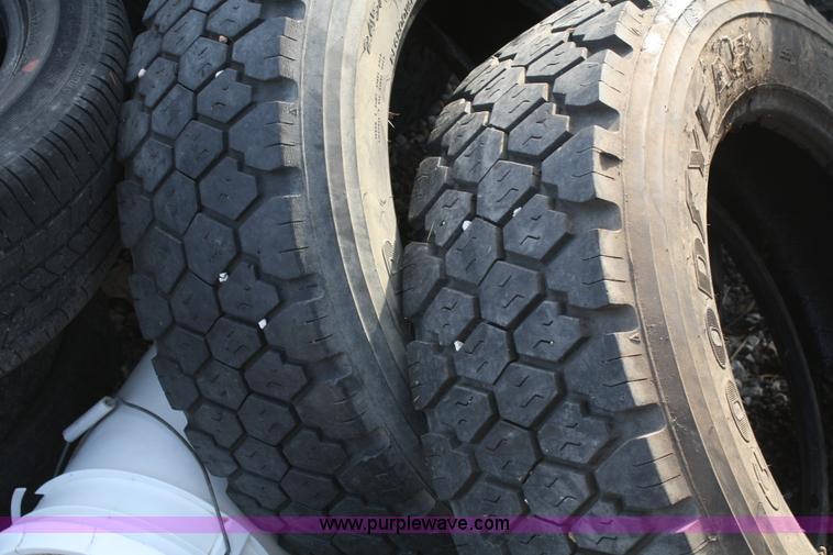 image for item H9690 (34) assorted tires