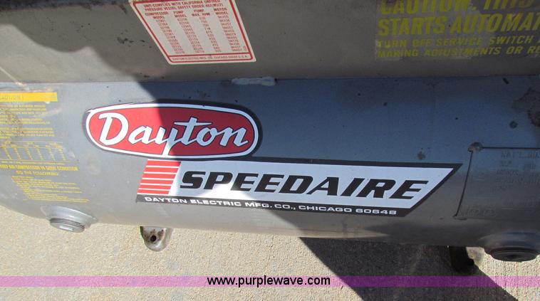 image for item I9658 Dayton Speedaire air compressor