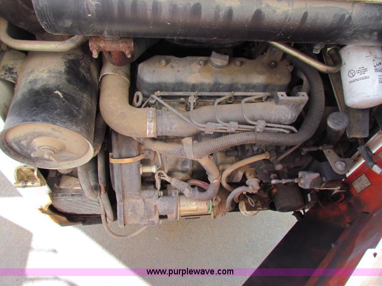 image for item I9660 Bobcat 753 skid steer