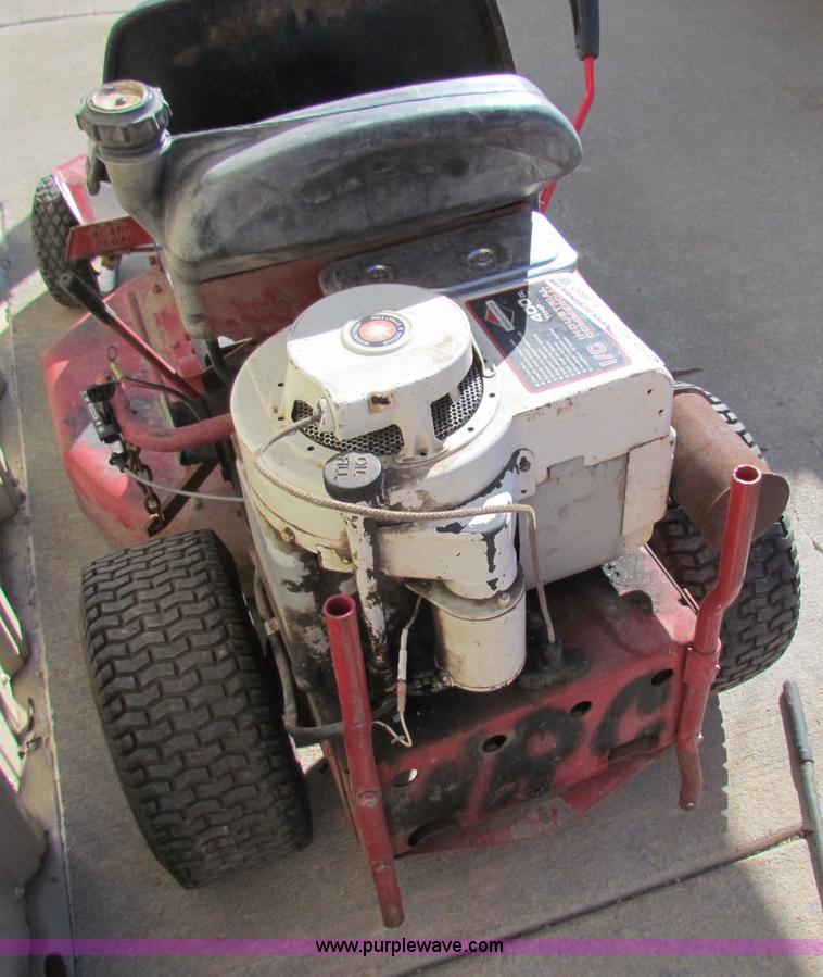 image for item I9662 Snapper lawn mower