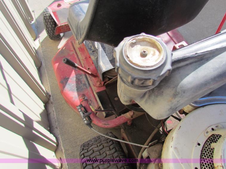 image for item I9662 Snapper lawn mower