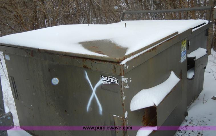 image for item J9457 (19) assorted metal trash dumpsters