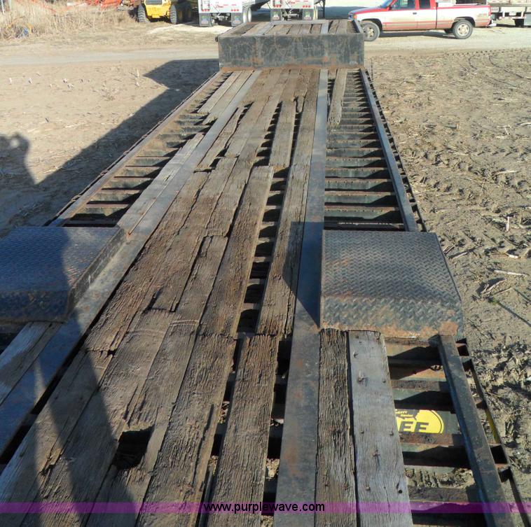 image for item A1893 1990 Transcraft DTL23-48 48' dropdeck trailer