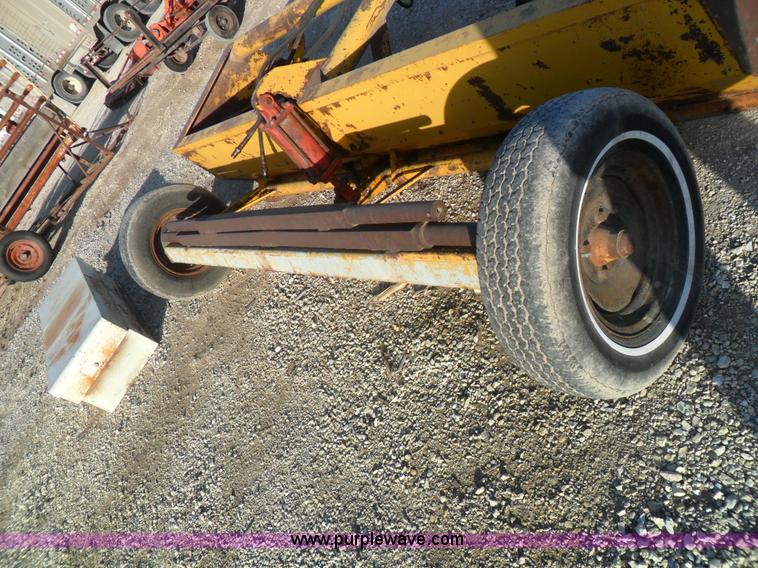 image for item A1901 Tucker 10' speed mower