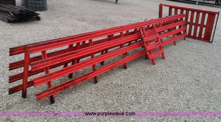 image for item A1931 1976 Ford L800 single axle straight truck