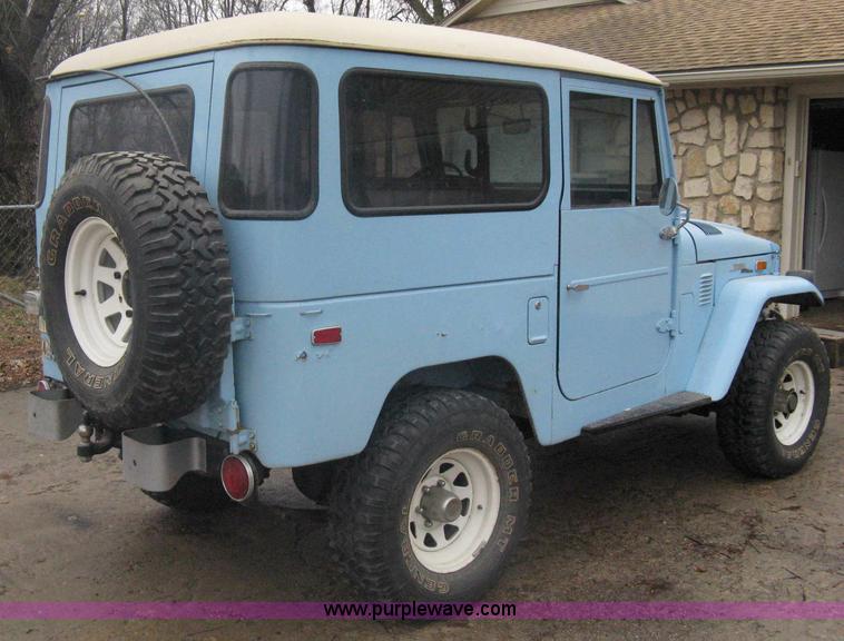 image for item A6056 1973 Toyota Land Cruiser