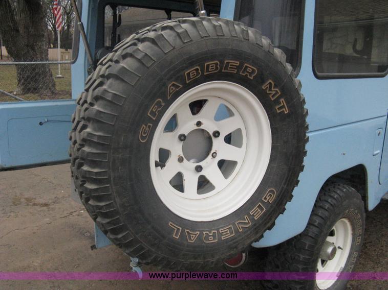 image for item A6056 1973 Toyota Land Cruiser