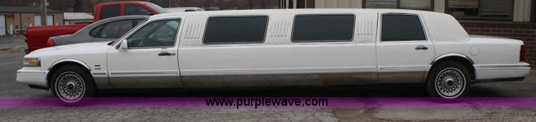 image for item A6771 1995 Lincoln Town Car Krystal Coach 120" stretch limousine