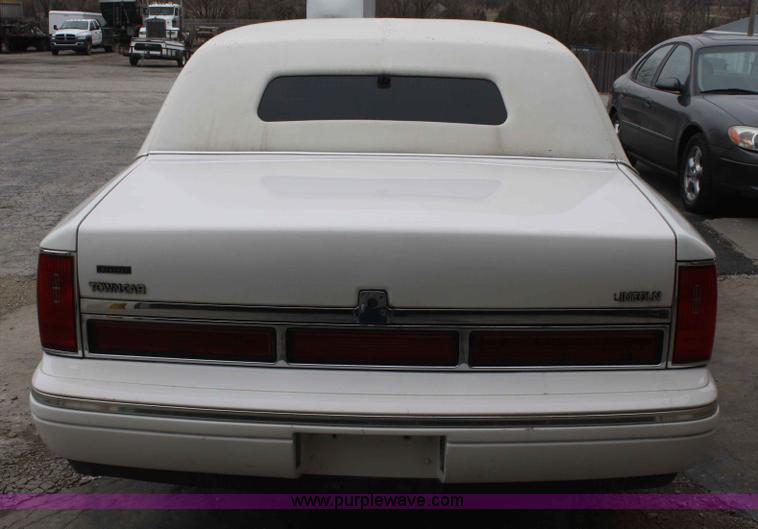 image for item A6771 1995 Lincoln Town Car Krystal Coach 120" stretch limousine