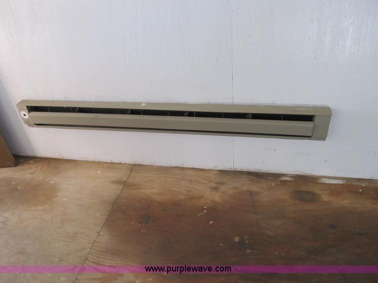 image for item B2597 1993 Office Dimension mobile office trailer