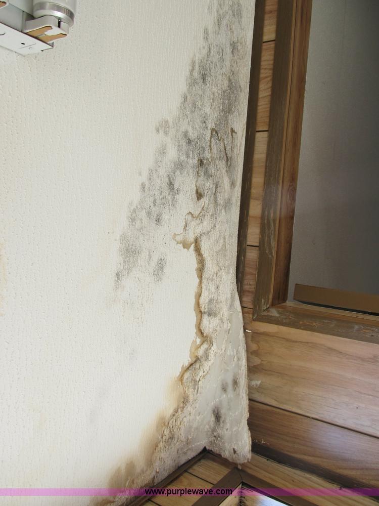 image for item B2597 1993 Office Dimension mobile office trailer