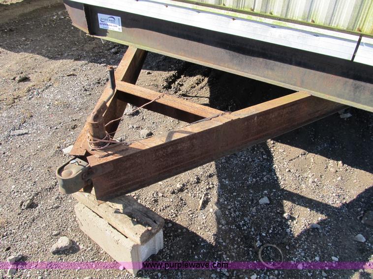 image for item B2598 1995 Office Dimension mobile office trailer