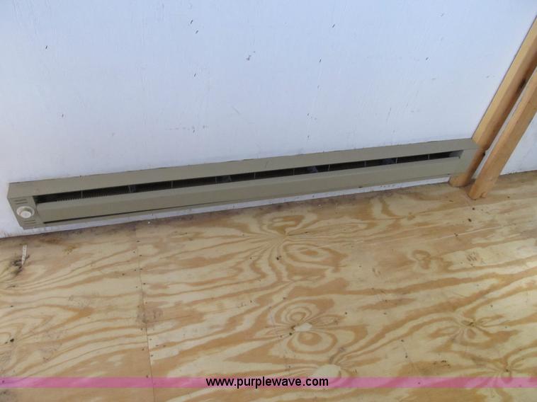 image for item B2598 1995 Office Dimension mobile office trailer