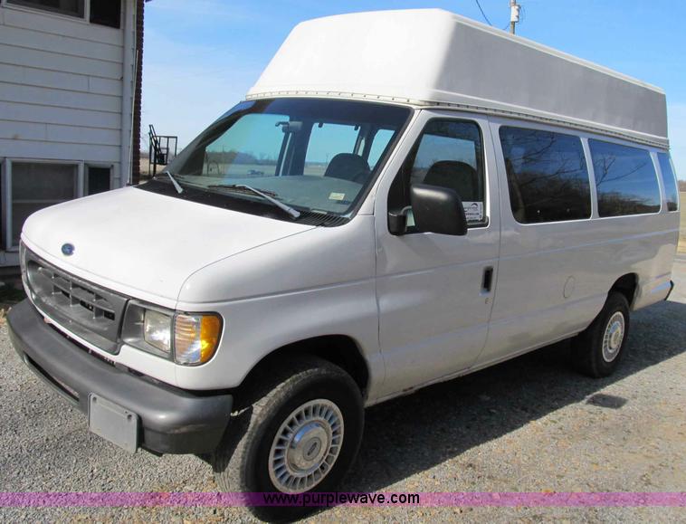 image for item B2605 1998 Ford E350 Custom service van
