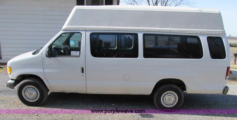 image for item B2605 1998 Ford E350 Custom service van