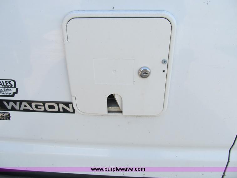 image for item B2605 1998 Ford E350 Custom service van