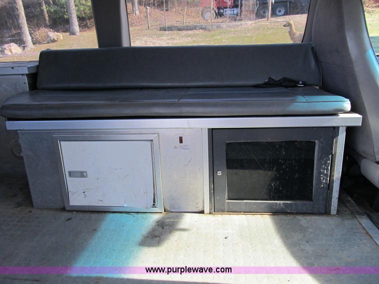 image for item B2605 1998 Ford E350 Custom service van