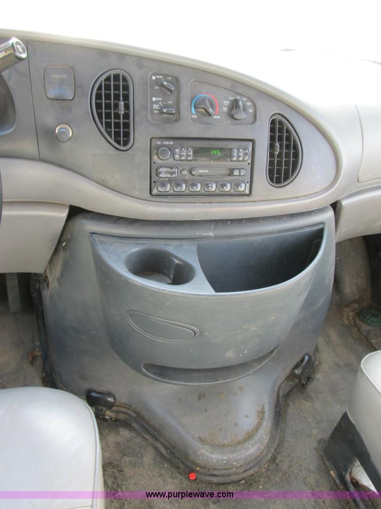 image for item B2605 1998 Ford E350 Custom service van