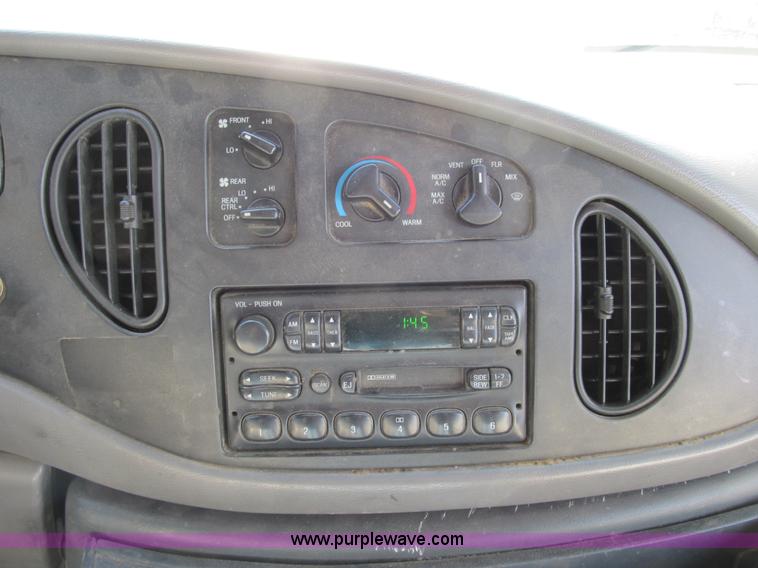 image for item B2605 1998 Ford E350 Custom service van