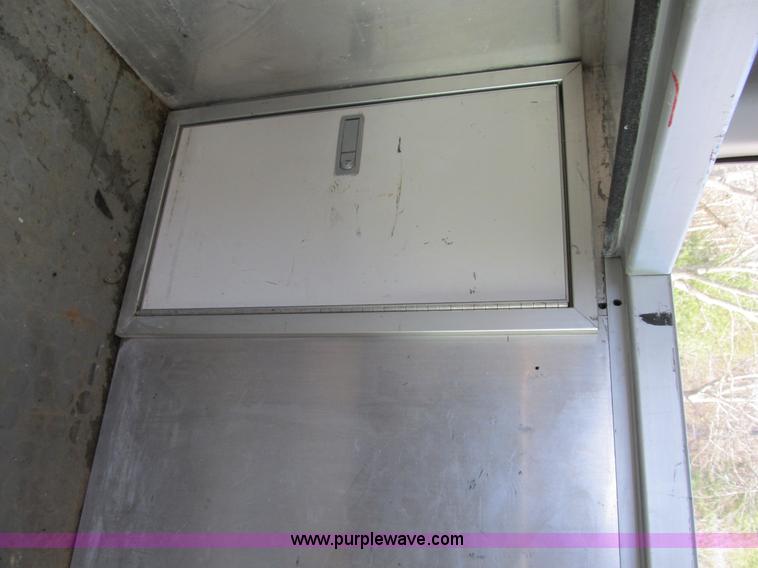 image for item B2605 1998 Ford E350 Custom service van