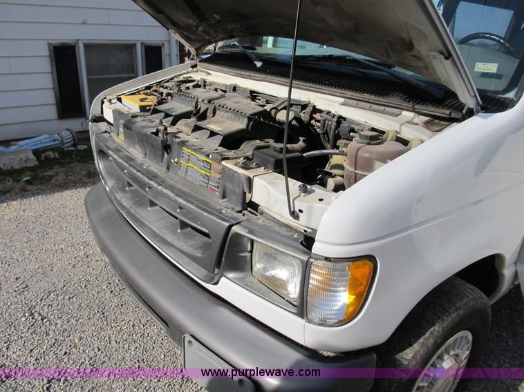 image for item B2605 1998 Ford E350 Custom service van