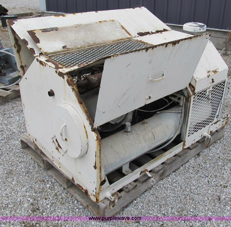 image for item B2609 1969 Dresser military grade air compressor