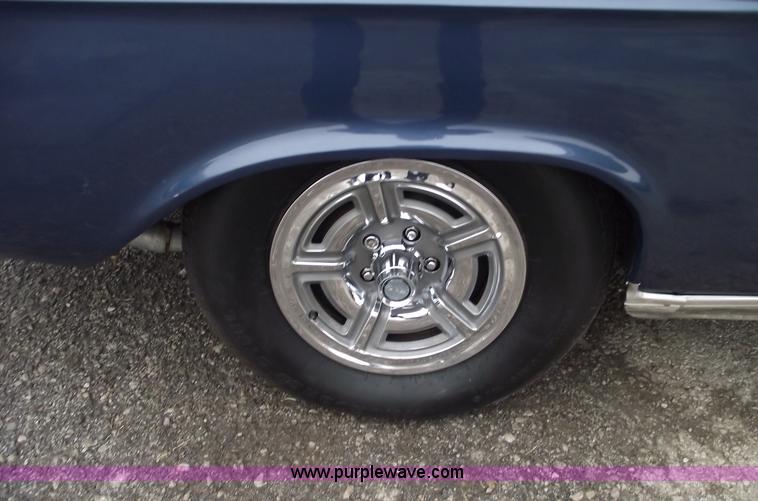 image for item B6015 1965 Ford Galaxie 500 convertible