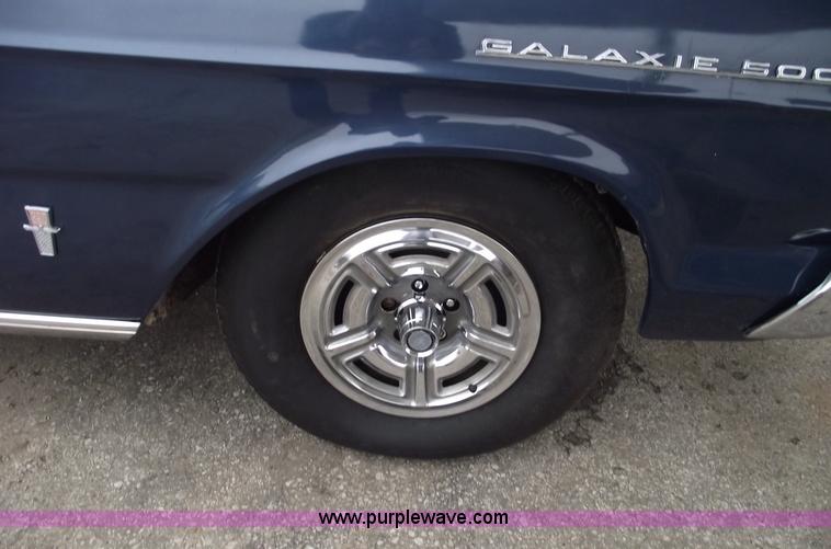 image for item B6015 1965 Ford Galaxie 500 convertible