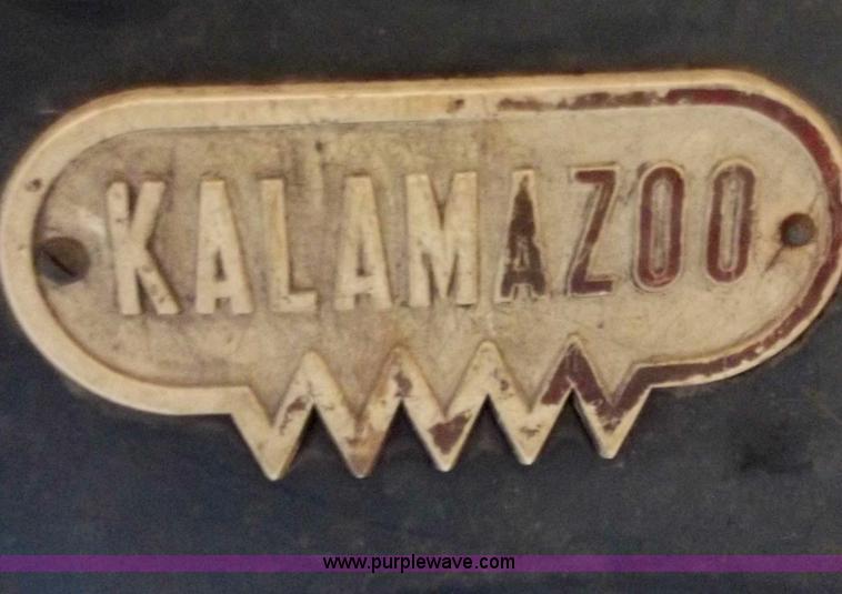 image for item B6201 Kalamazoo 8CD metal cutting band saw