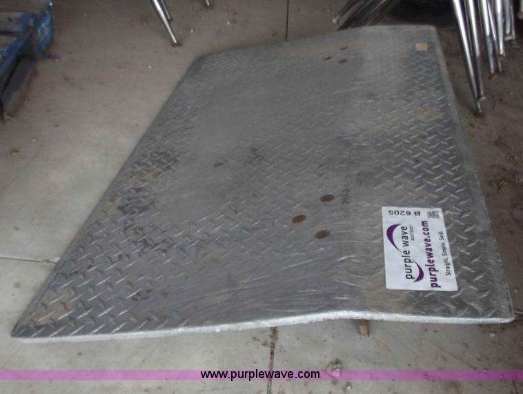 image for item B6205 Aluminum dock plate