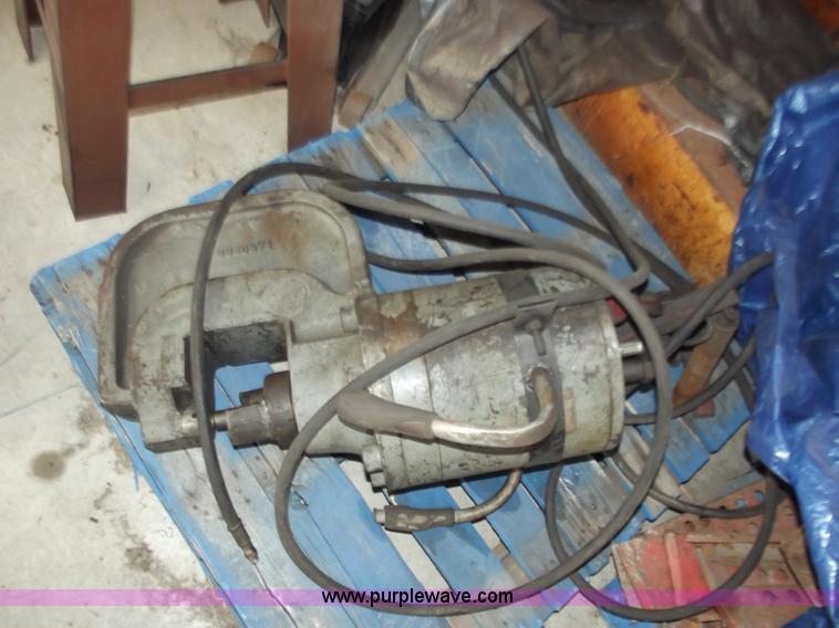 image for item B6207 200 ton press and hydraulic pump system