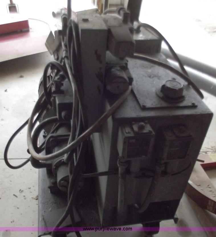 image for item B6207 200 ton press and hydraulic pump system