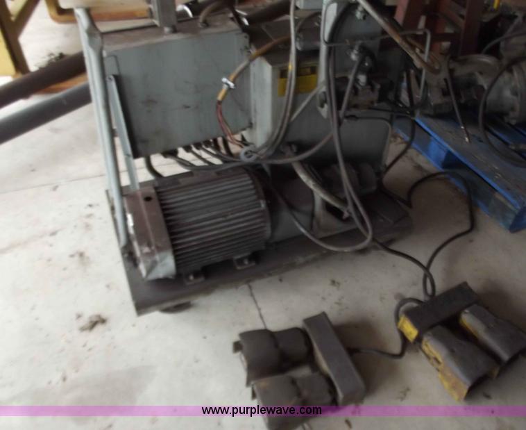 image for item B6207 200 ton press and hydraulic pump system