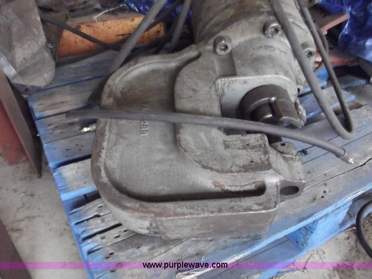 image for item B6207 200 ton press and hydraulic pump system