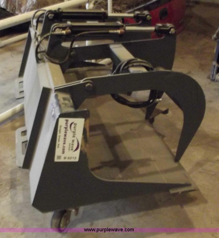 image for item B6212 Fabtech 66" grapple bucket skid steer attachemnt