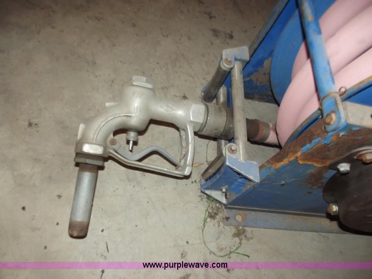 image for item B6213 Retractable fuel hose reel